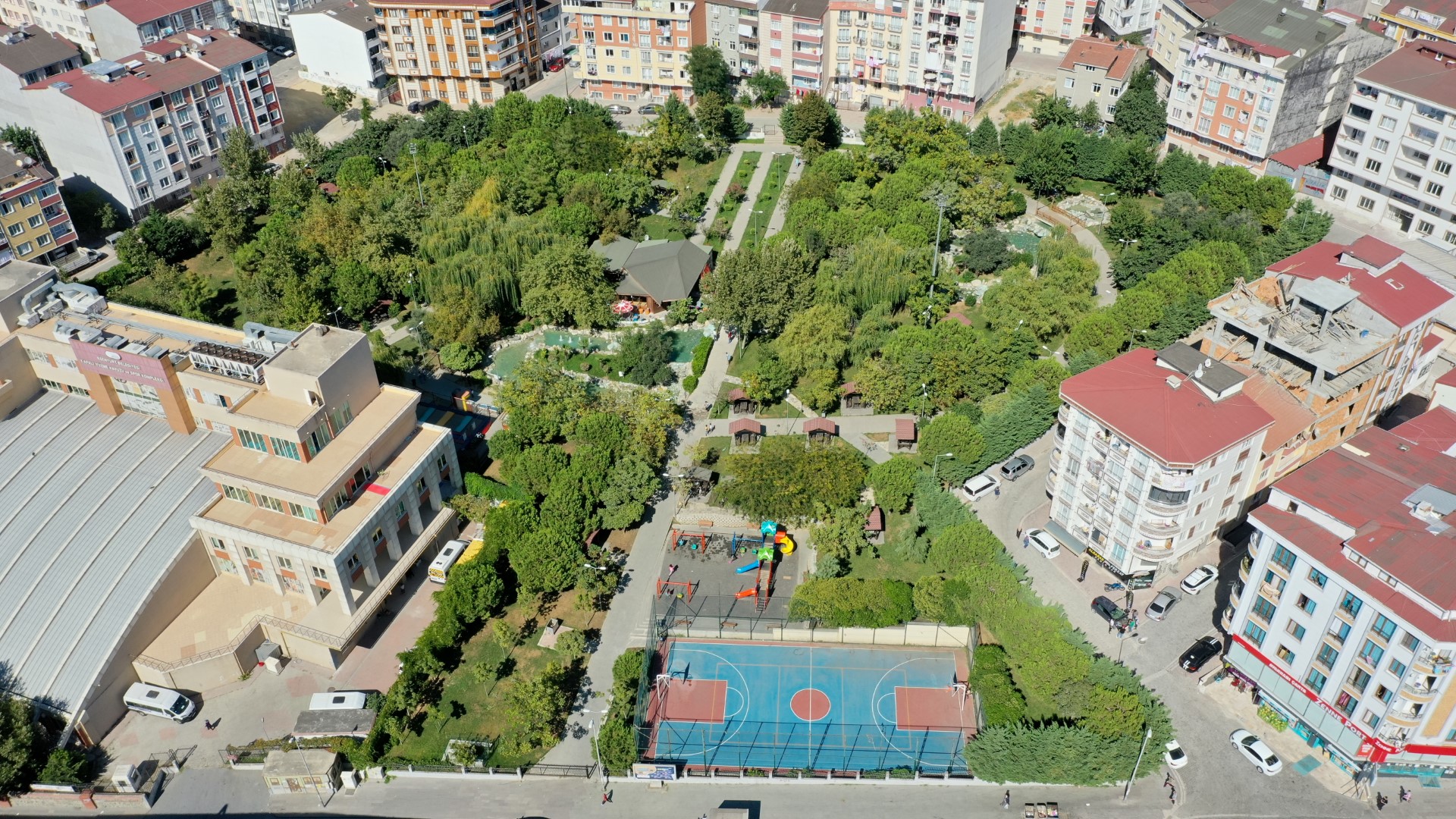 MUHTAR ALİ DELİ PARKI