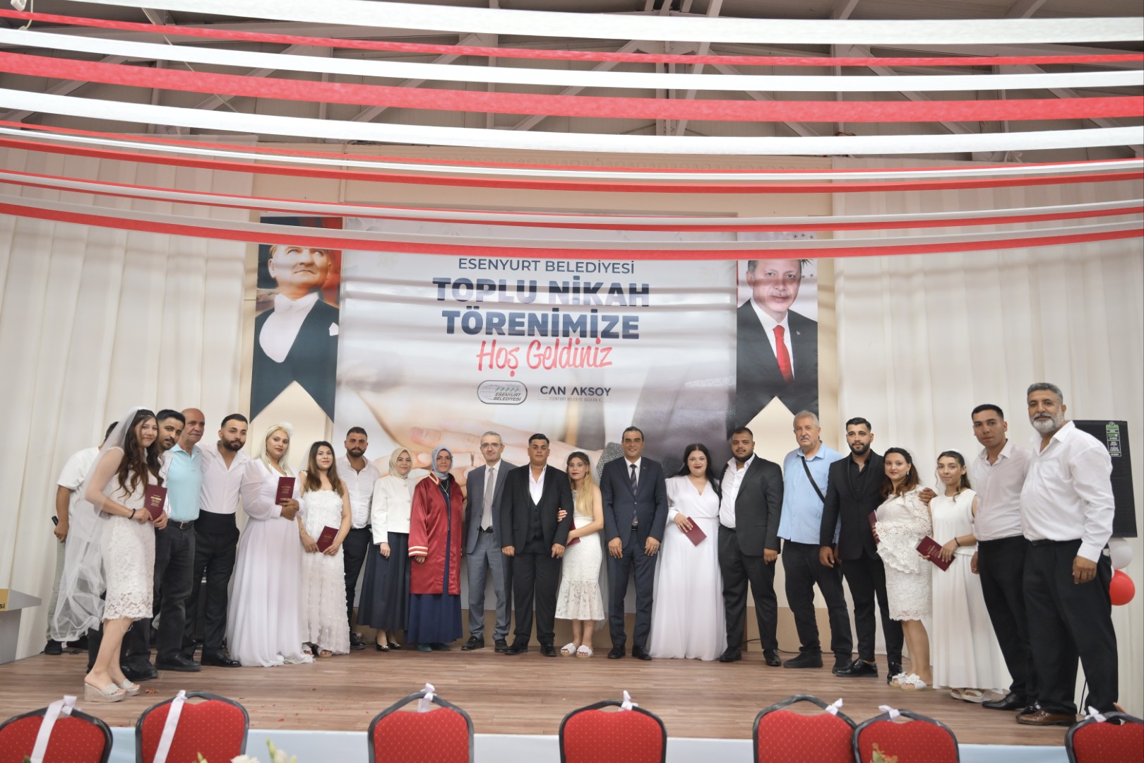 Esenyurt’ta Roman Çiftlere Düğün Havasında Toplu Nikâh Töreni