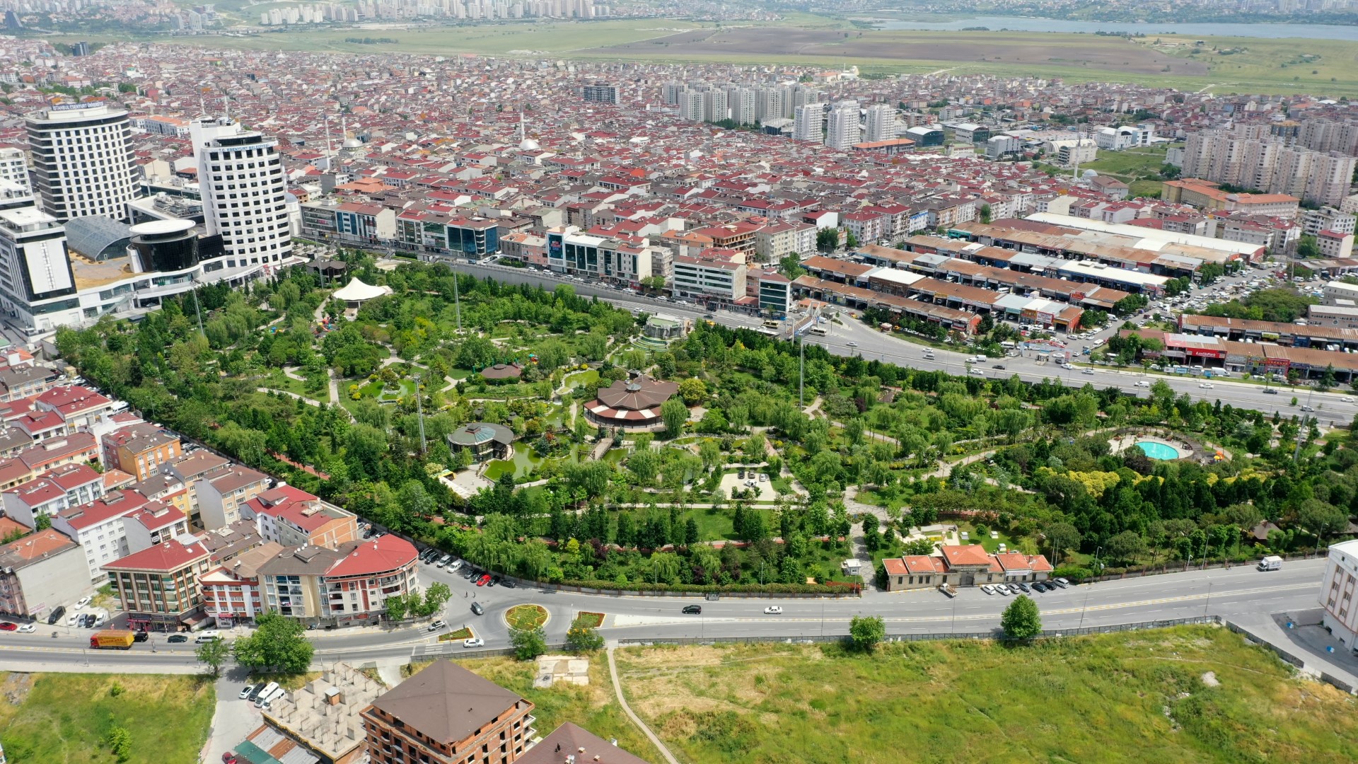 RECEP TAYYİP ERDOĞAN PARKI